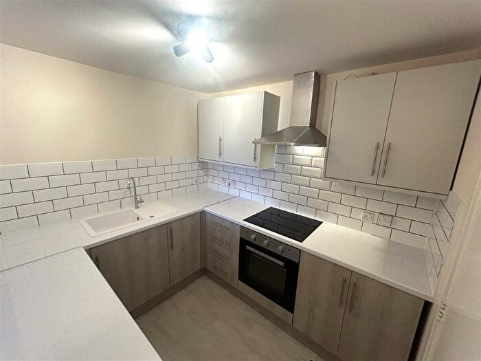 2 Bedroom Apartment To Rent In Canterbury Close, Rowley Regis, West Midlands, B65