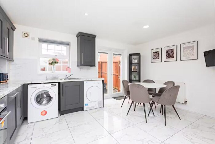 4 Bedroom House To Rent In Lancer Close, Buckshaw Village, PR7