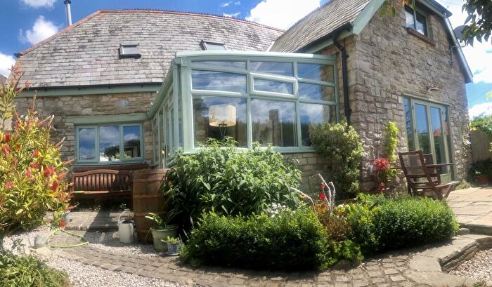 3 Bedroom House To Rent In Putton Farm Cottage - Chickerell, DT3