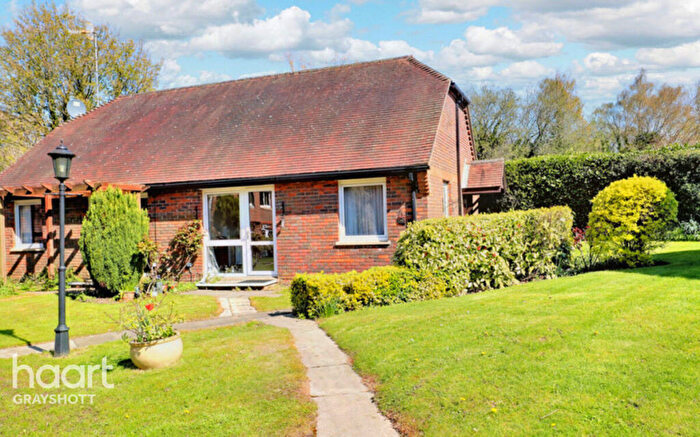 1 Bedroom Bungalow For Sale In Tanners Lane, Haslemere, GU27