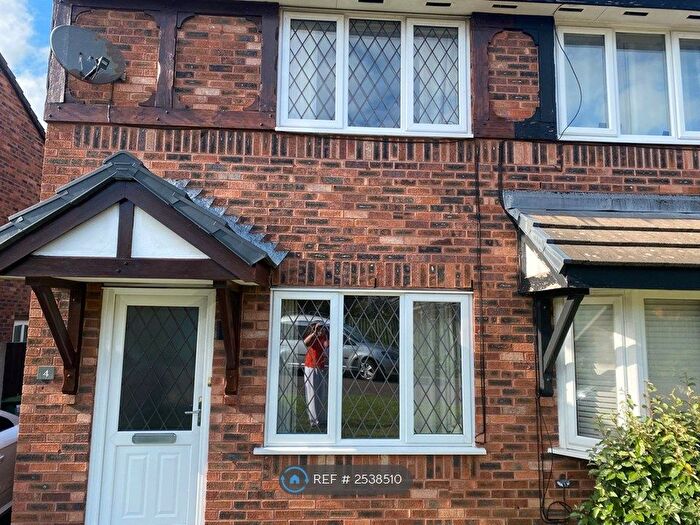 2 Bedroom Semi-Detached House To Rent In Coney Walk, Wirral, CH49