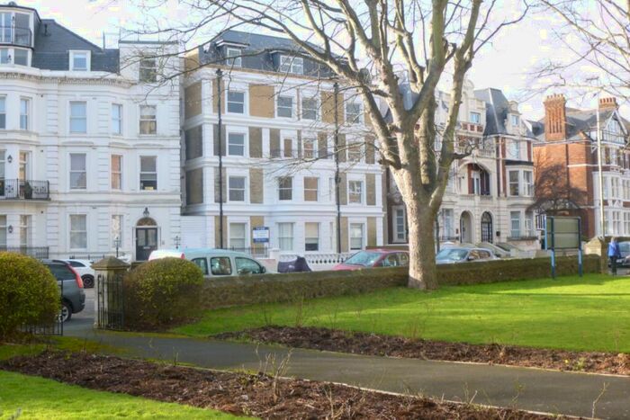 2 Bedroom Apartment To Rent In Trinity Crescent, Folkestone, Kent, CT20