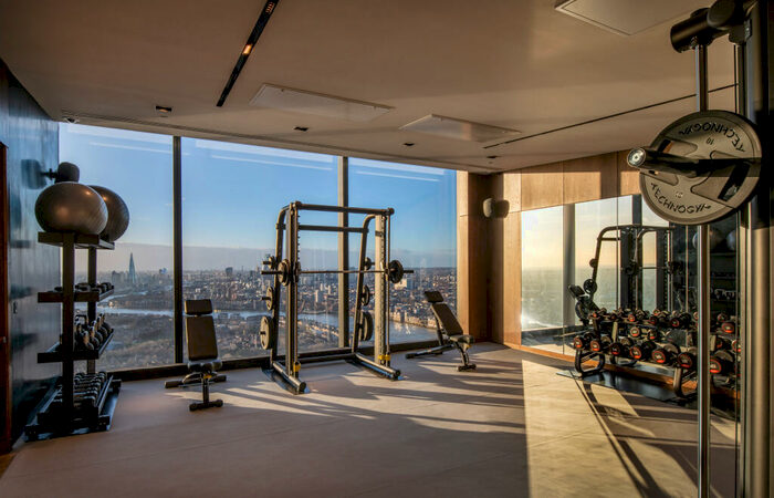 3 Bedroom Apartment For Sale In Landmark Pinnacle, Canary Wharf, E14