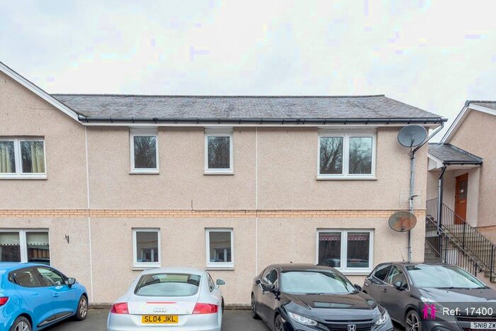 3 Bedroom Flat For Sale In Dunsdalehaugh Square, Selkirk, TD7