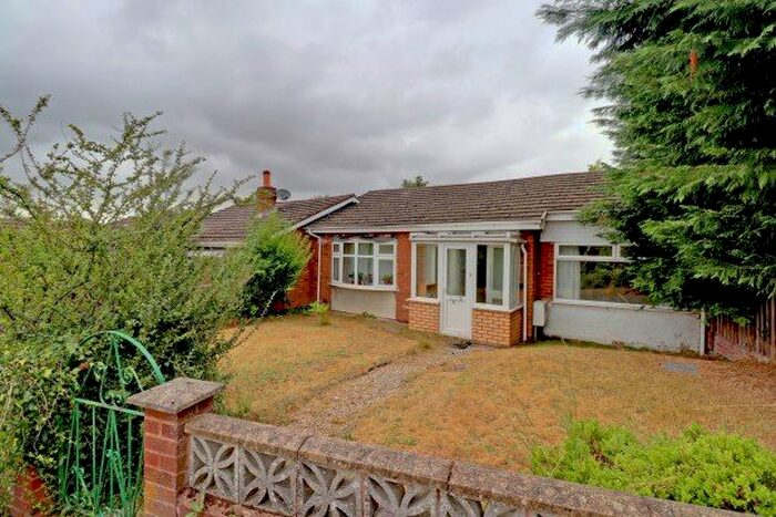 3 Bedroom Bungalow To Rent In Devonshire Drive, Rugeley, WS15