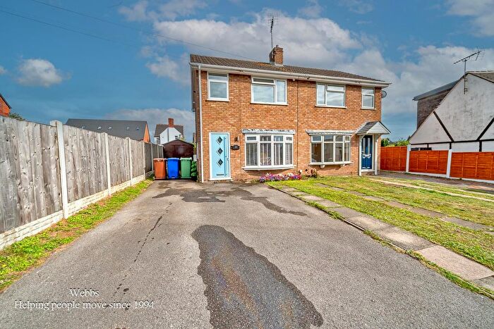3 Bedroom Semi-Detached House For Sale In Chapel Street, Norton Canes, Cannock, WS11