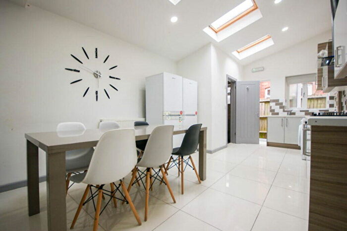 5 Bedroom Terraced House To Rent In Lime Avenue, Selly Oak, Birmingham, B29