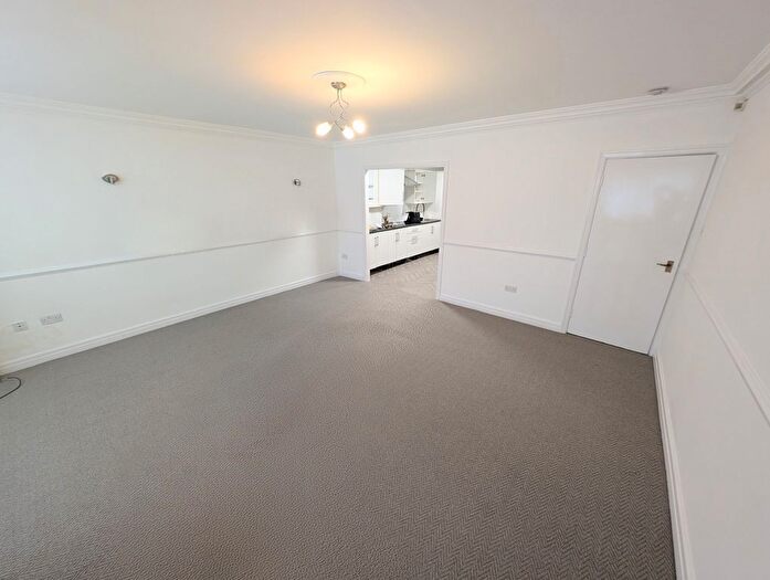 2 Bedroom Flat To Rent In Seabank Road, Wallasey, CH44