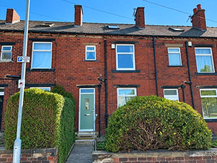 2 Bedroom Terraced House For Sale In High Fernley Road, Wyke, Bradford, BD12