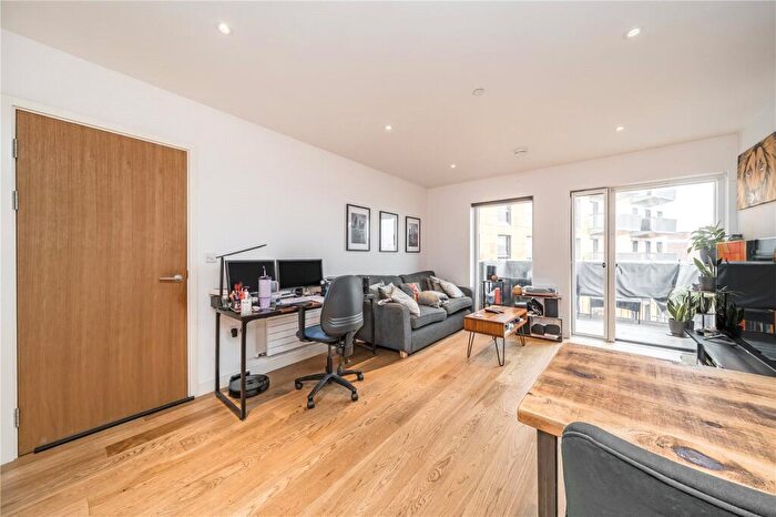 1 Bedroom Apartment For Sale In Maud Street, London, E16