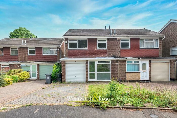 3 Bedroom Semi-Detached House To Rent In Fakenham Croft, Harborne, Birmingham, West Midlands, B17