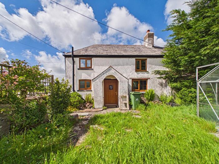 2 Bedroom Cottage For Sale In South Wonford, Thornbury, EX22