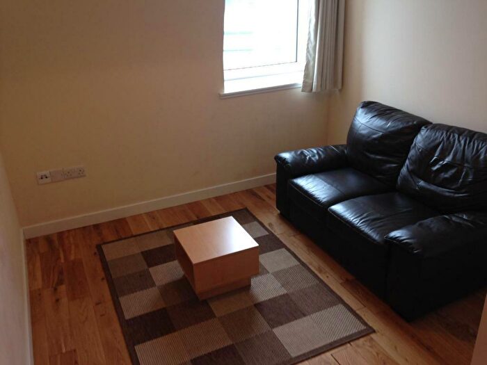 1 Bedroom Flat To Rent In Palmerston Road, The City Centre, Aberdeen, AB11