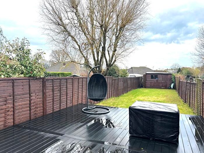 3 Bedroom Semi-Detached House To Rent In Woking Road, Jacob's Well, Guildford, GU4