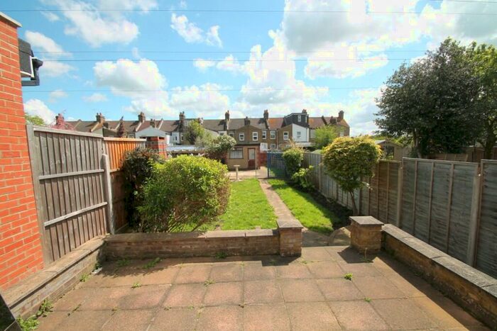 3 Bedroom Semi-Detached House To Rent In Newbury Avenue, Enfield, Middlesex, EN3