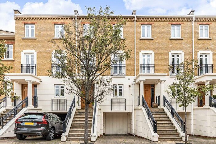 4 Bedroom Terraced House To Rent In Denton Road, East Twickenham, TW1