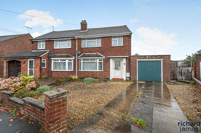 3 Bedroom Semi-Detached House For Sale In Wheeler Avenue, Upper Stratton, Swindon, Wiltshire, SN2