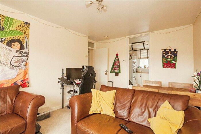1 Bedroom Flat For Sale In Este Road, London, SW11