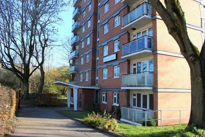 2 Bedroom Flat To Rent In Brompton Pool Road, Birmingham B28