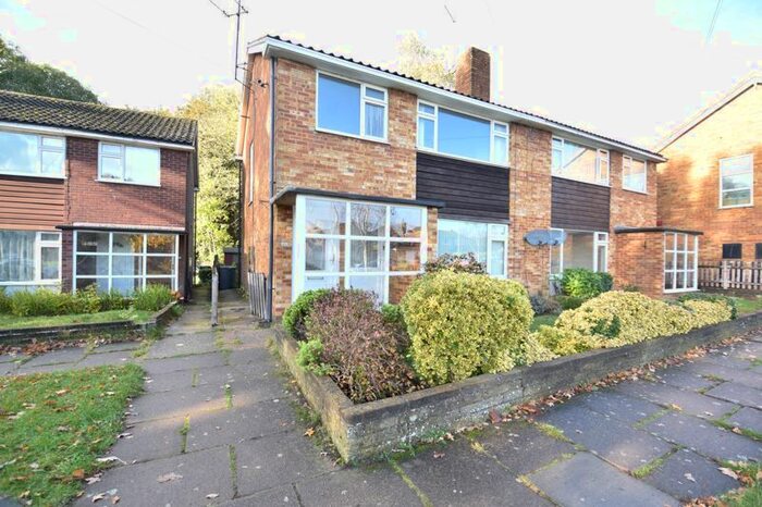 2 Bedroom Maisonette To Rent In Hitchin Road, Luton LU2