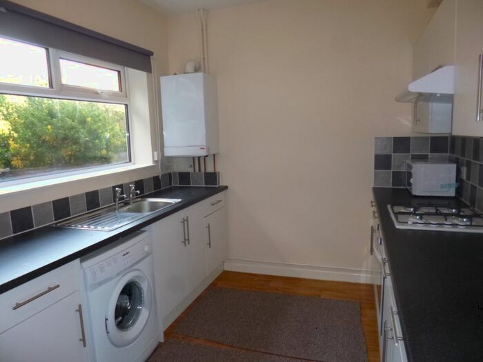 4 Bedroom Semi-Detached House To Rent In Station Road, Beeston, Nottingham NG9