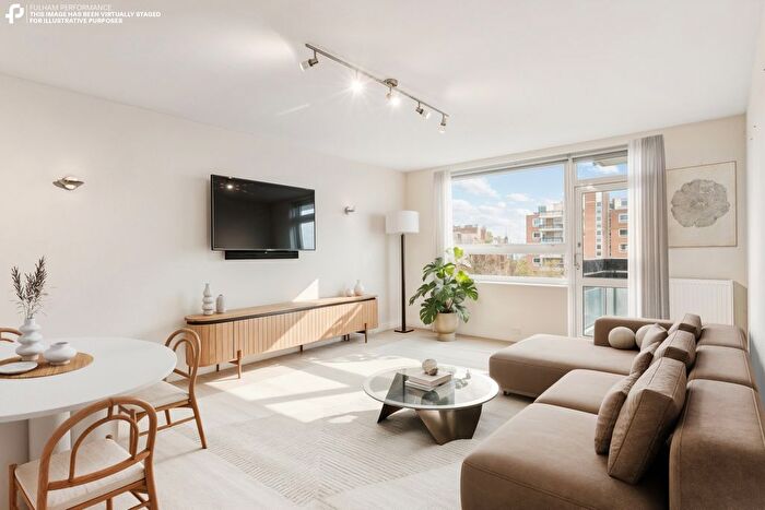3 Bedroom Flat For Sale In Napier Court, Ranelagh Gardens, Fulham, London, SW6