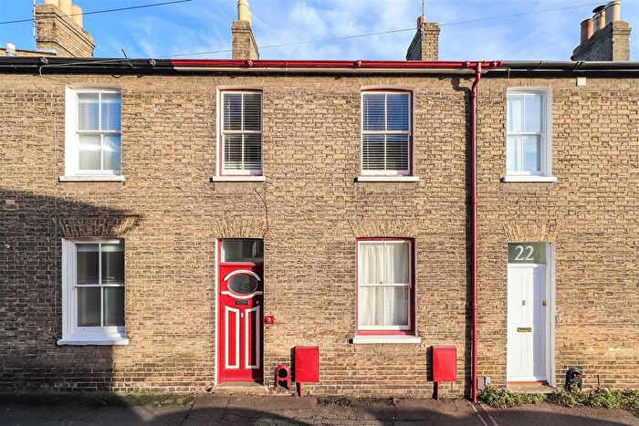 3 Bedroom Terraced House For Sale In Trafalgar Road, Cambridge, CB4
