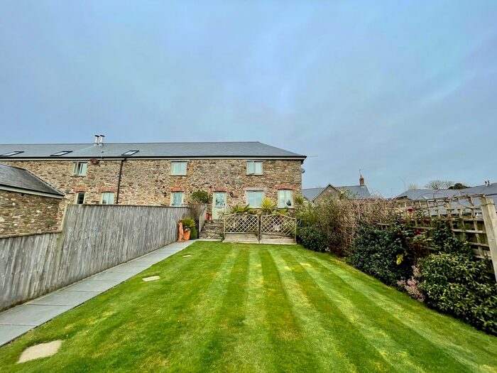 3 Bedroom Barn Conversion To Rent In Cholwells Court, Woolston, Kingsbridge, TQ7