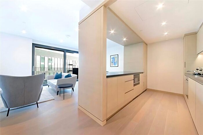 1 Bedroom Apartment To Rent In Legacy Building, Embassy Gardens, Nine Elms, SW11