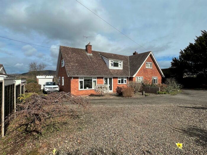 3 Bedroom Semi-Detached House For Sale In Miramar, Swainshill, Hereford, HR4