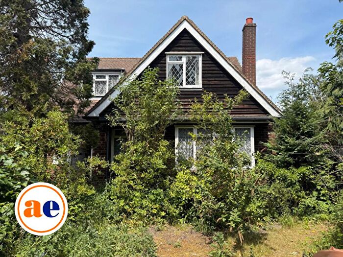 2 Bedroom Detached House For Sale In Woolwich Road, Upper Abbey Wood, London *** D Floorplan * Video Available ***, SE2