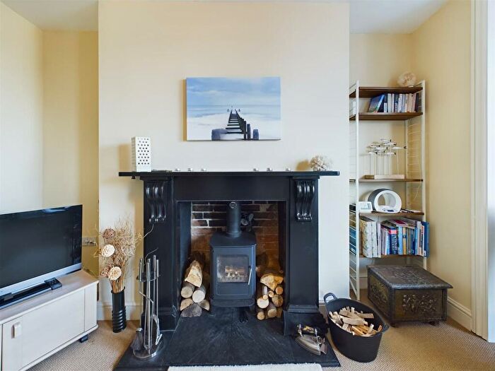 2 Bedroom Apartment For Sale In Vicarage Road, Cromer, NR27