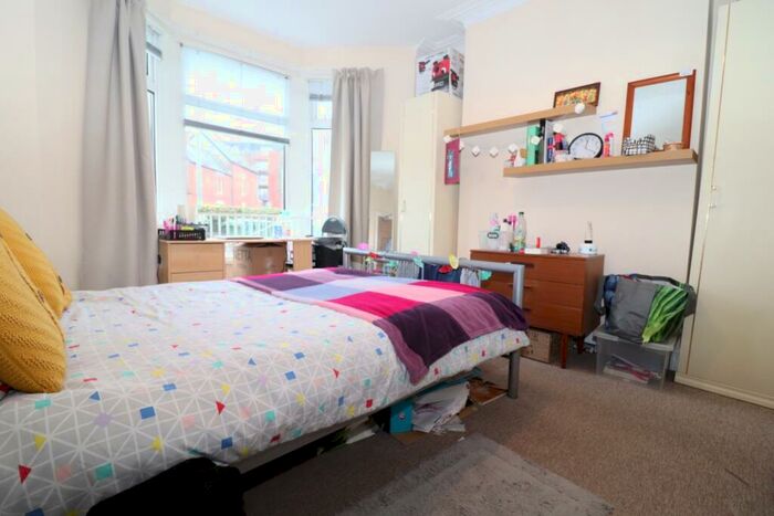 6 Bedroom Terraced House To Rent In Manor Street, Heath, CF14