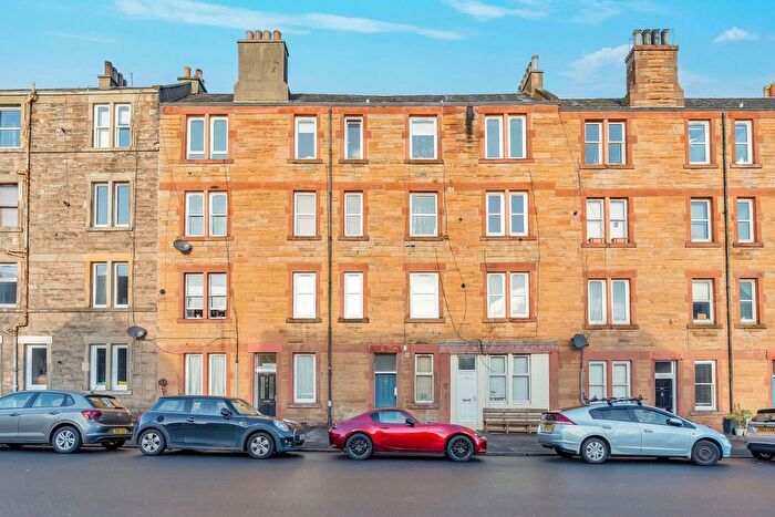 2 Bedroom Flat For Sale In , Kings Road, Portobello West, EH15