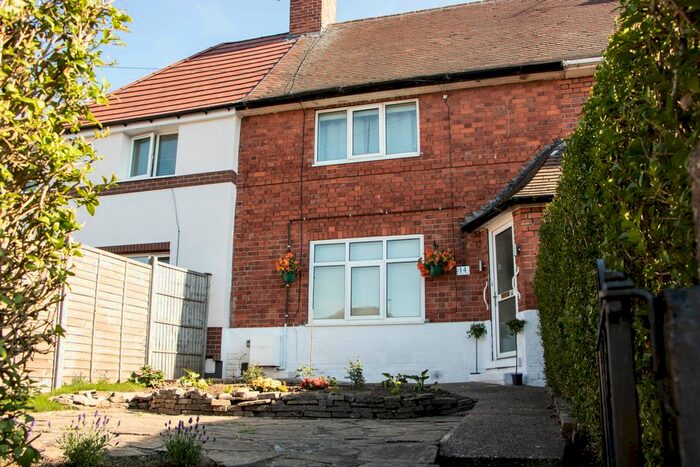 3 Bedroom Semi-Detached House To Rent In Langdale Road, Nottingham, NG3