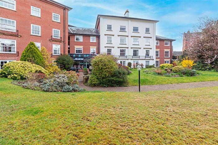 1 Bedroom Flat For Sale In St Georges Lane North, Worcetser, WR1