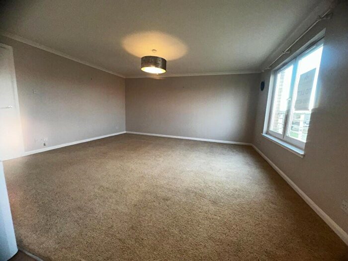 2 Bedroom Flat To Rent In Cocklebie Road, KA3