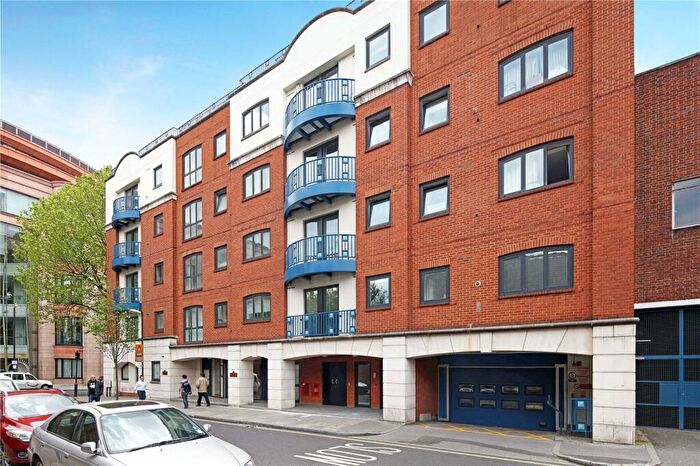1 Bedroom Flat To Rent In Hayes Place, Marylebone, NW1