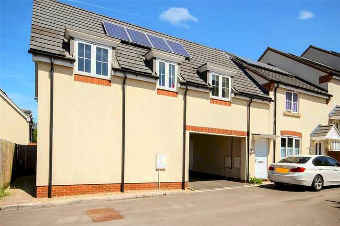 2 Bedroom Flat To Rent In Daisy Brook, Royal Wootton Bassett, SN4