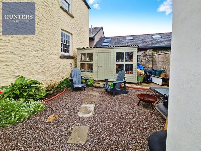 2 Bedroom Cottage For Sale In Treoes, Bridgend, CF35