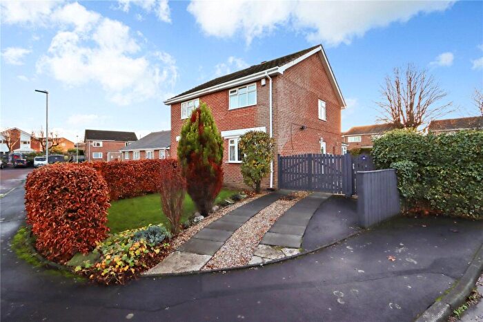 2 Bedroom Semi-Detached House For Sale In Lambton Close, Ryton, Tyne And Wear, NE40