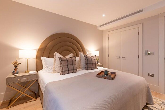 1 Bedroom Apartment To Rent In Flat, Baker Street, London, NW1