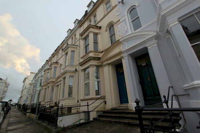 1 Bedroom Apartment To Rent In Holyrood Place, The Hoe, Plymouth, Devon, PL1
