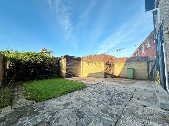 3 Bedroom End Of Terrace House For Sale In Longridge, Sittingbourne, ME10
