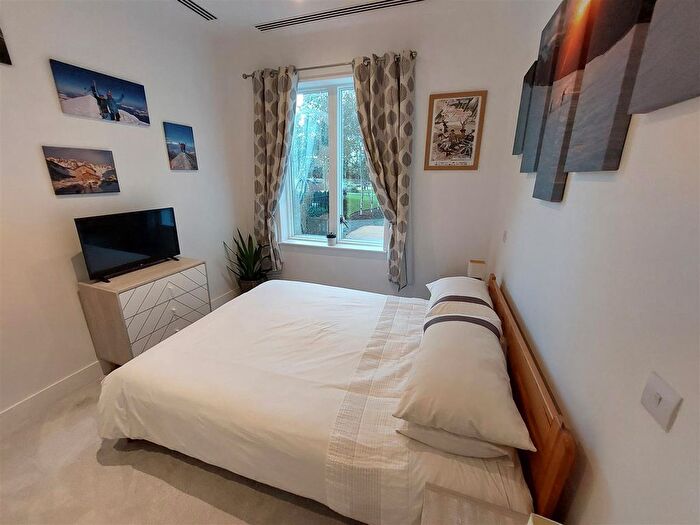 1 Bedroom Flat To Rent In Santina Apartments, Cherry Orchard Road, Croydon, CR0
