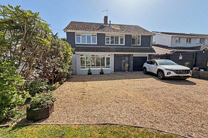4 Bedroom Detached House For Sale In Bearwood, BH11