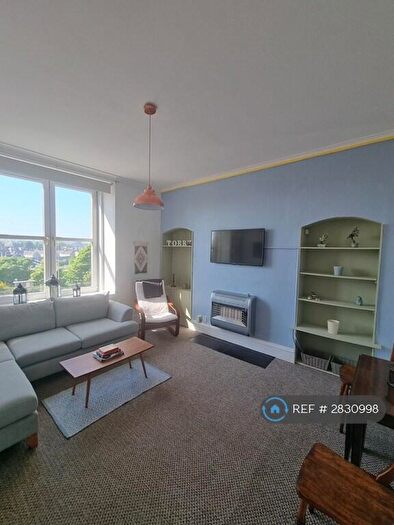 2 Bedroom Flat To Rent In Menzies Road, Aberdeen, AB11