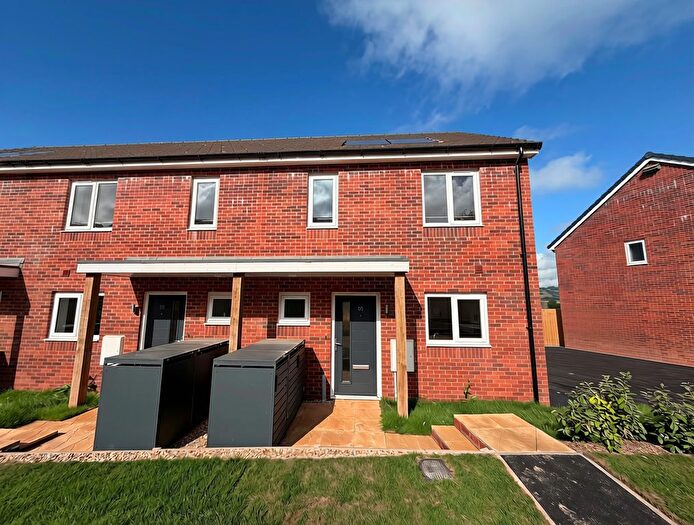 2 Bedroom End Of Terrace House For Sale In Braid Drive, Tiverton, EX16