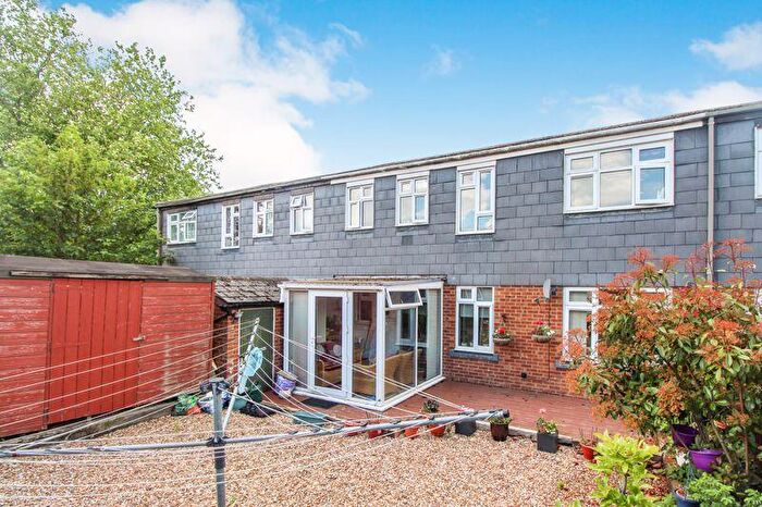 3 Bedroom Terraced House For Sale In Proctor Close, Kempston, MK42