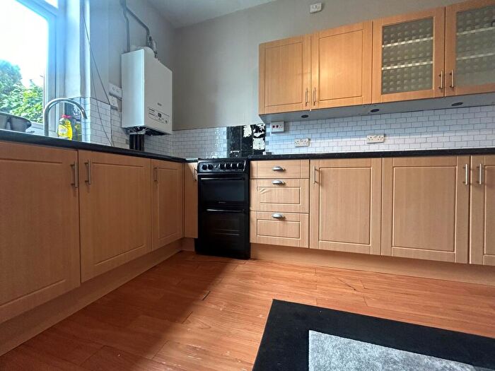 3 Bedroom Terraced House To Rent In Warwick Street, S10